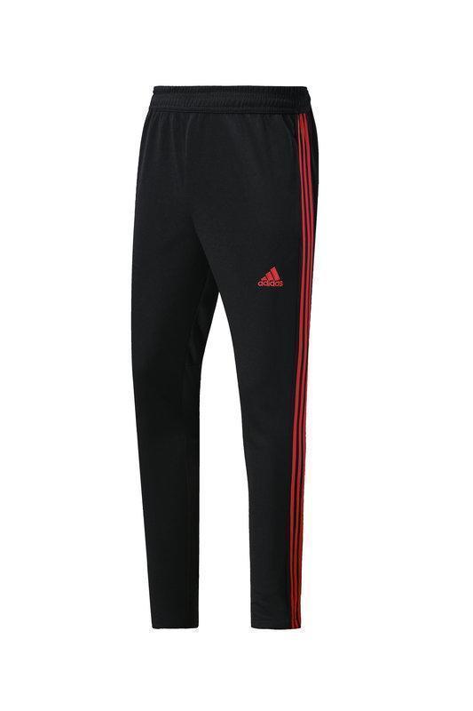 Manchester United Black Tracksuit Training Jackets and Pants 2018/19